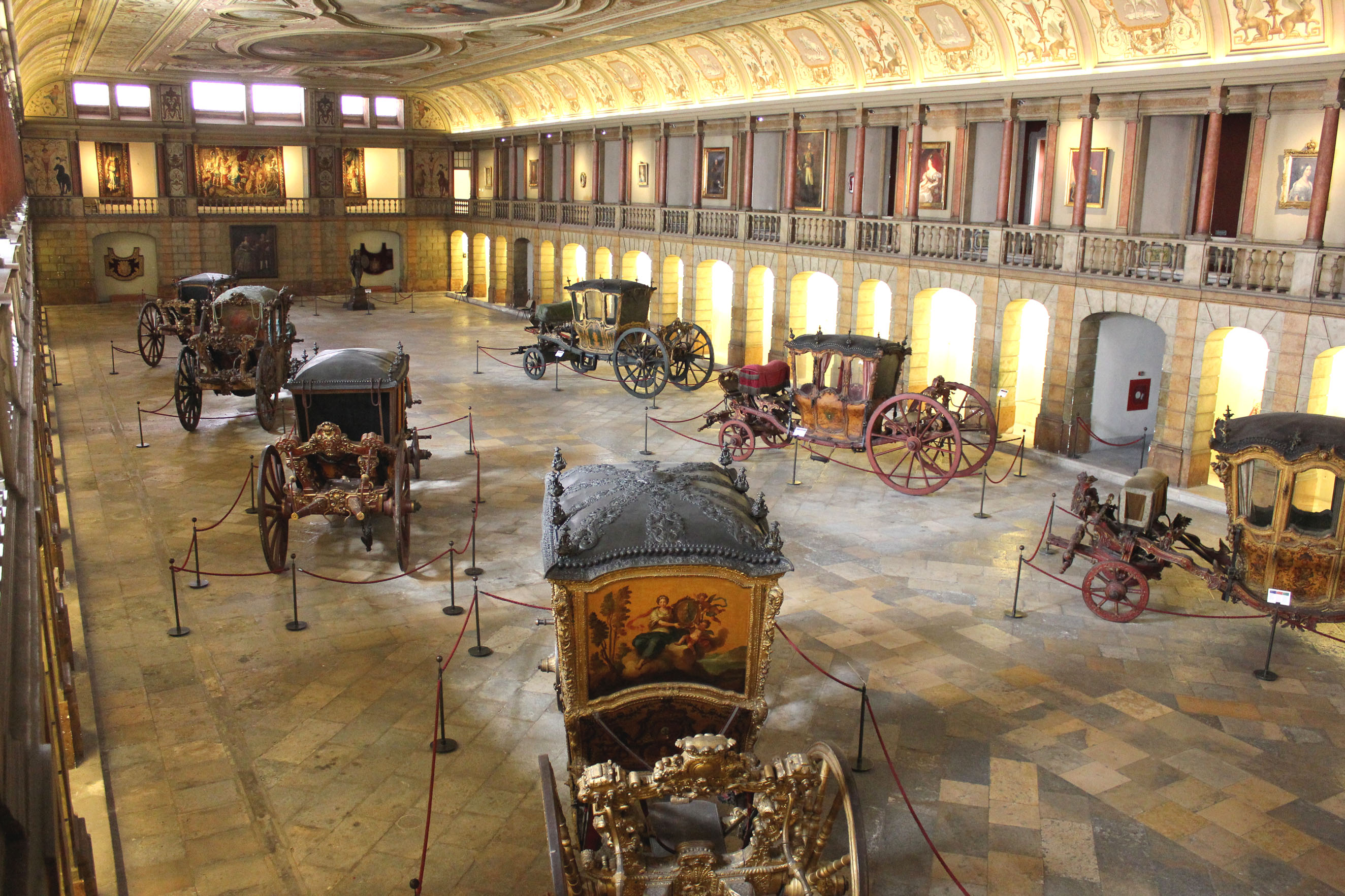 Exposição 'Tesouros Reais' no Museu Nacional dos Coches